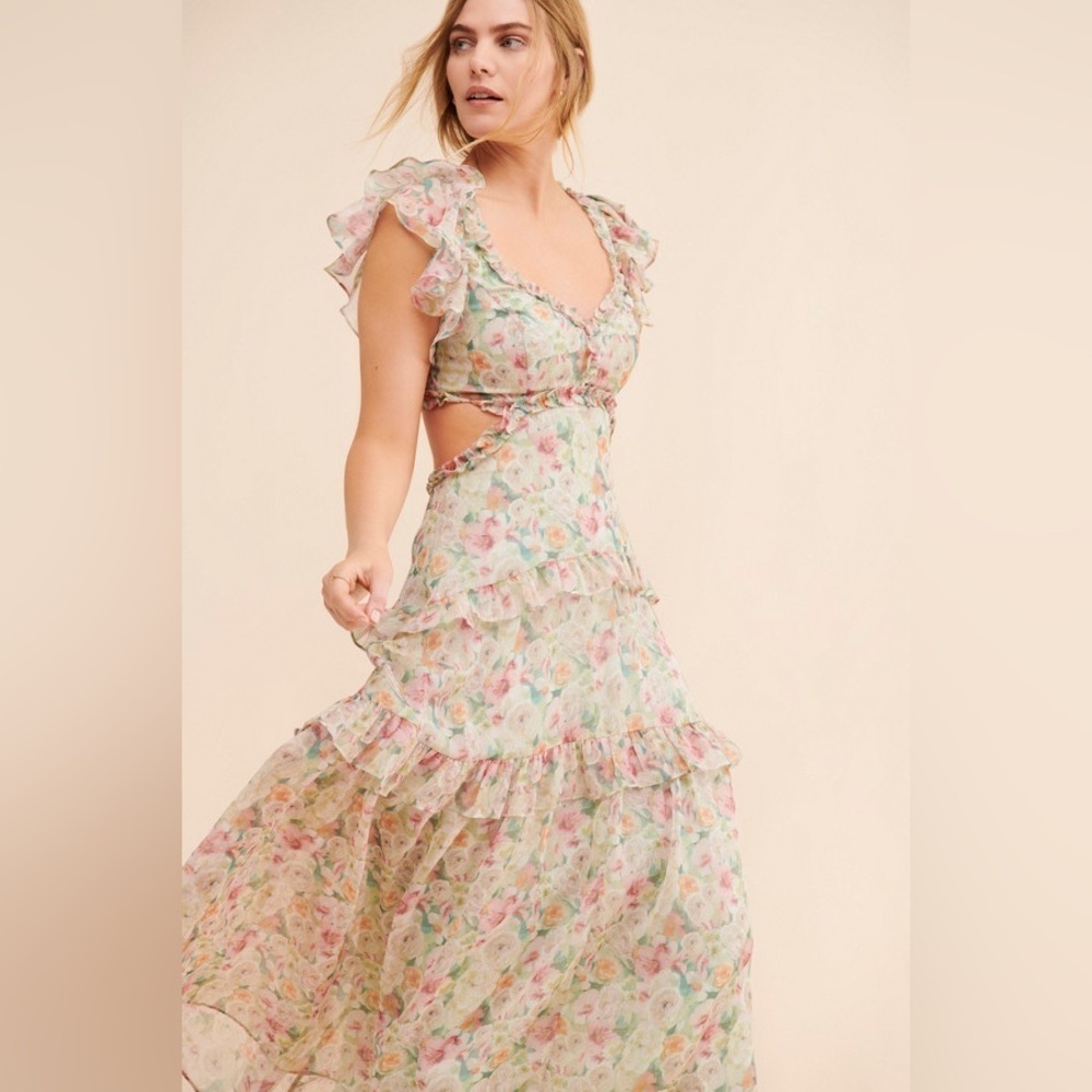 ASTR Mable Dress in Light Green Floral - Picture 2 of 7